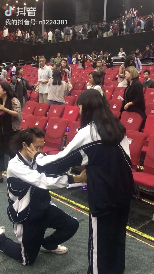 求婚吃瓜视频大全集免费观看,求婚吃瓜视频大全免费观看,甜蜜瞬间尽收眼底 第1张 求婚吃瓜视频大全集免费观看,求婚吃瓜视频大全免费观看,甜蜜瞬间尽收眼底 第1张